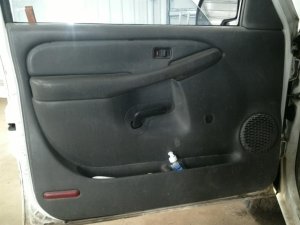2003-2007 GMC Sierra 2500 Gray Door Interior Trim Panel with Manual Windows and Locks - Front, Left (Driver) (Used OEM)