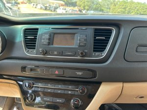 2015-2016 Kia Sedona AM/FM/CD/MP3/Satellite Audio Receiver (Used OEM)
