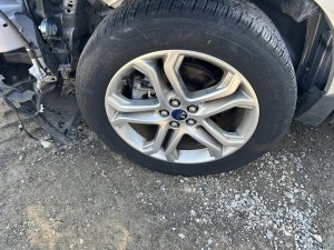 2015-2018 Ford Edge Silver 10-Spoke Alloy Wheel (Used OEM)