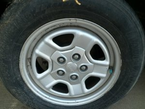 2007-2017 Jeep Patriot Black 16x6.5 5-Spoke Steel Wheel (Used OEM)
