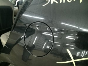 2017-2020 Hyundai Elantra Gray Fuel Filler Door (Used OEM)