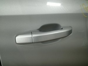  Chevrolet Silverado 3500 White Exterior Door Handle Assembly - Front, Right (Passenger) (Used OEM)