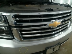 2015-2020 Chevrolet Suburban Gray Chrome Grille (Used OEM)