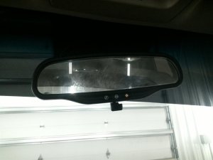 2007-2010 Pontiac G5 Manual Tilt Interior Rear View Mirror with OnStar (Used OEM)