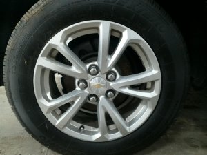 2016-2017 Chevrolet Equinox 17-inch Silver Painted Alloy Wheel (Used OEM)