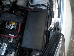 2014-2016 Chevrolet Malibu Engine Fuse Box (Used OEM)