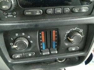 2003-2009 GMC Envoy Temperature Control Module (Used OEM)