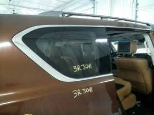2011-2013 INFINITI QX56 Privacy Tint Quarter Glass - Right (Passenger) (Used OEM)