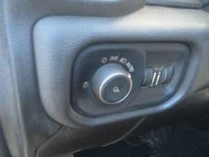 2019-2024 Ram 1500 4x4 Selector Switch (Used OEM)