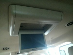 2007-2010 GMC Sierra Tan Roof Mounted Entertainment Display (Used OEM)