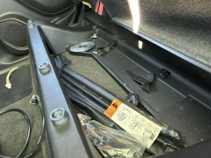 2015-2022 GMC Canyon Scissor Jack (Used OEM)