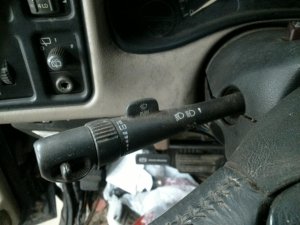 2002 Chevrolet Avalanche Turn Signal and Cruise Control Combination Switch (Used OEM)