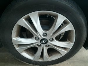 2011-2013 Hyundai Sonata 17x6.5 10-Spoke Alloy Wheel (Used OEM)