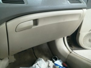 2016-2018 Kia Sorento Gray Glove Box (Used OEM)