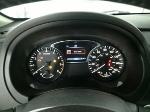 2016-2017 Nissan Altima Instrument Cluster with Display Screen (Used OEM)
