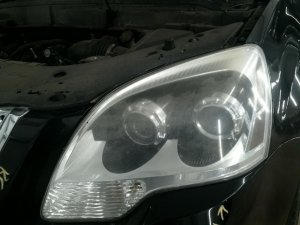 2007-2012 GMC Acadia Headlight Assembly - Left (Driver) (Used OEM)