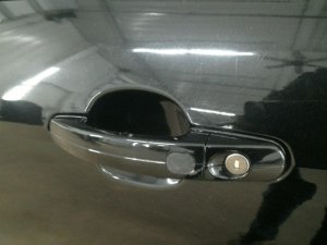 2013-2014 Ford C-Max Keyless Entry Exterior Door Handle (Used OEM)