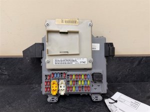2006-2007 Jeep Liberty Body Control Module (Used OEM)