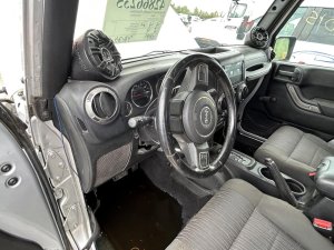 2010-2018 Jeep Wrangler Black Tilt Steering Column with Cruise Control (Used OEM)