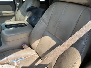 2007-2008 GMC Sierra Gray Seat Belt Assembly - Front, Left (Driver) (Used OEM)