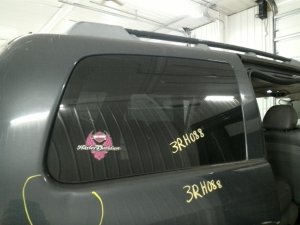 2004-2009 Dodge Durango Privacy Tint Quarter Glass - Right (Passenger) (Used OEM)