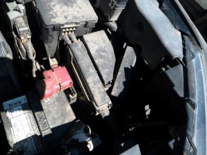 2015-2024 INFINITI QX60 Underhood Engine Fuse Box Assembly (Used OEM)