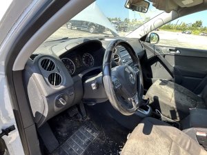 2009-2017 Volkswagen CC Headlight Switch (Used OEM)