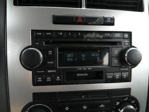 2006-2007 Dodge Charger AM/FM Cassette 6-Disc CD Changer Radio Receiver (Used OEM)