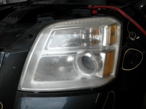 2010-2015 GMC Terrain Headlight Assembly - Left (Driver) (Used OEM)