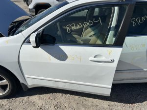 2003-2007 Honda Accord White Rear Exterior Door Handle - Left (Driver) (Used OEM)