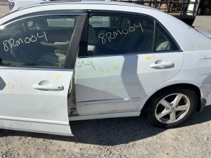 2003-2007 Honda Accord White Exterior Door Handle - Left (Driver) (Used OEM)