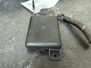 2017-2020 Chevrolet Suburban Blind Spot Radar Module - Right (Passenger) (Used OEM)