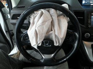 2012-2014 Honda CR-V Black Tilt and Telescoping Steering Column (Used OEM)
