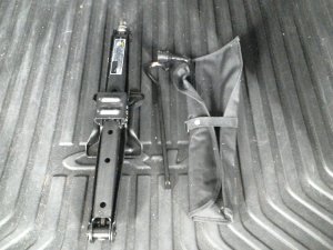 2012-2016 Honda CR-V Scissor Jack (Used OEM)