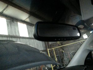 2005-2007 Toyota Tacoma Automatic Dimming Interior Rear View Mirror (Used OEM)