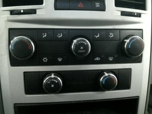 2008-2010 Dodge Grand Caravan 3-Zone Manual Temperature Control Module (Used OEM)