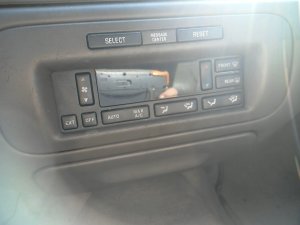 1999 Lincoln Town Car Heated Seat Temperature Control Module (Used OEM)
