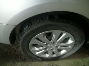 2010-2013 Kia Forte 15-Inch 10-Spoke Wheel Cover (Used OEM)