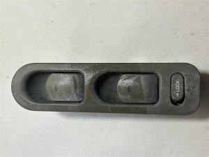 2000-2001 Saturn L300 Power Window and Door Lock Master Switch - Left (Driver) (Used OEM)
