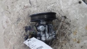 2000-2004 Nissan Xterra Silver Power Steering Pump with Pulley (Used OEM)