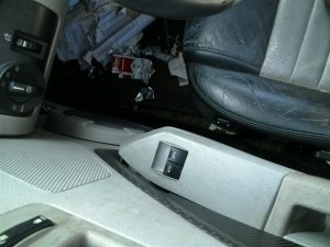 2005-2009 Ford Mustang Master Door Lock and Window Switch - Left (Driver) (Used OEM)