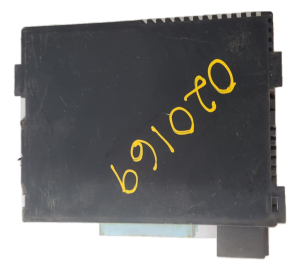 1997-1999 Oldsmobile Aurora Dash Mounted Body Control Module (Used OEM)