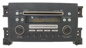 2006-2008 Suzuki Grand Vitara Black AM/FM CD Player Radio (Used OEM)