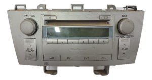 2004-2006 Toyota Solara AM/FM CD Player Radio (Used OEM)