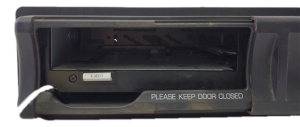 1999-2002 Nissan Quest Console Mounted 6-Disc CD Changer (Used OEM)