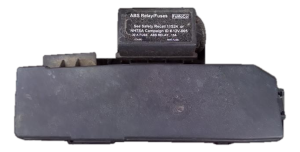 2001-2004 Ford Escape Engine Fuse Box (Used OEM)