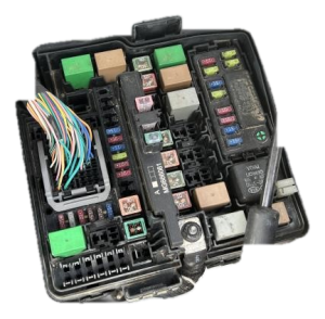 2017-2018 Hyundai Santa Fe Engine Fuse Box (Used OEM)