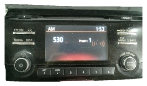 2014-2016 Nissan Rogue AM/FM CD Player Radio with 5.0-Inch Display (Used OEM)