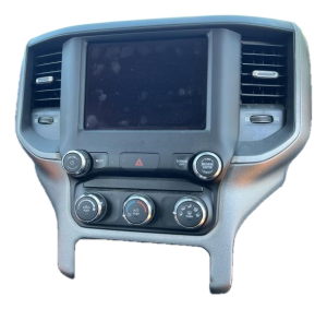 2019-2020 Ram 3500 8.4-inch Touchscreen Radio without Navigation (Used OEM)