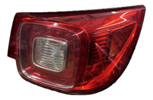2013-2016 Chevrolet Malibu Quarter Panel Mount Tail Light - Right (Passenger) (Used OEM)